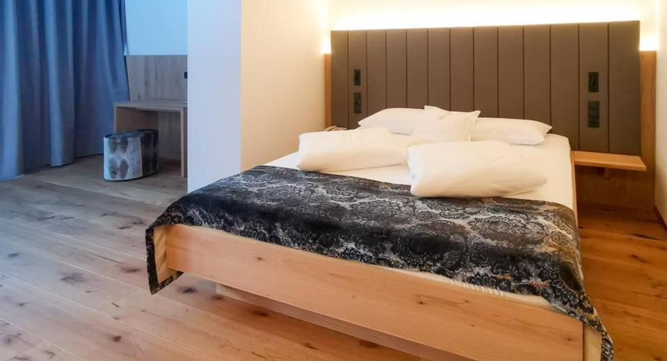 Hotel Eller Solda Ngoại thất bức ảnh